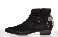 Load image into Gallery viewer, FURY LO ANKLE BOOTS WAXED NUBUCK BLACK SIDE
