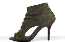 Load image into Gallery viewer, FURY DISA SANDALS SUEDE KHAKI SIDE