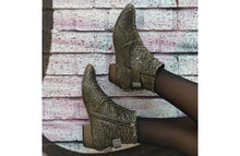 Load image into Gallery viewer, FURY LO ANKLE BOOTS PYTHON KHAKI